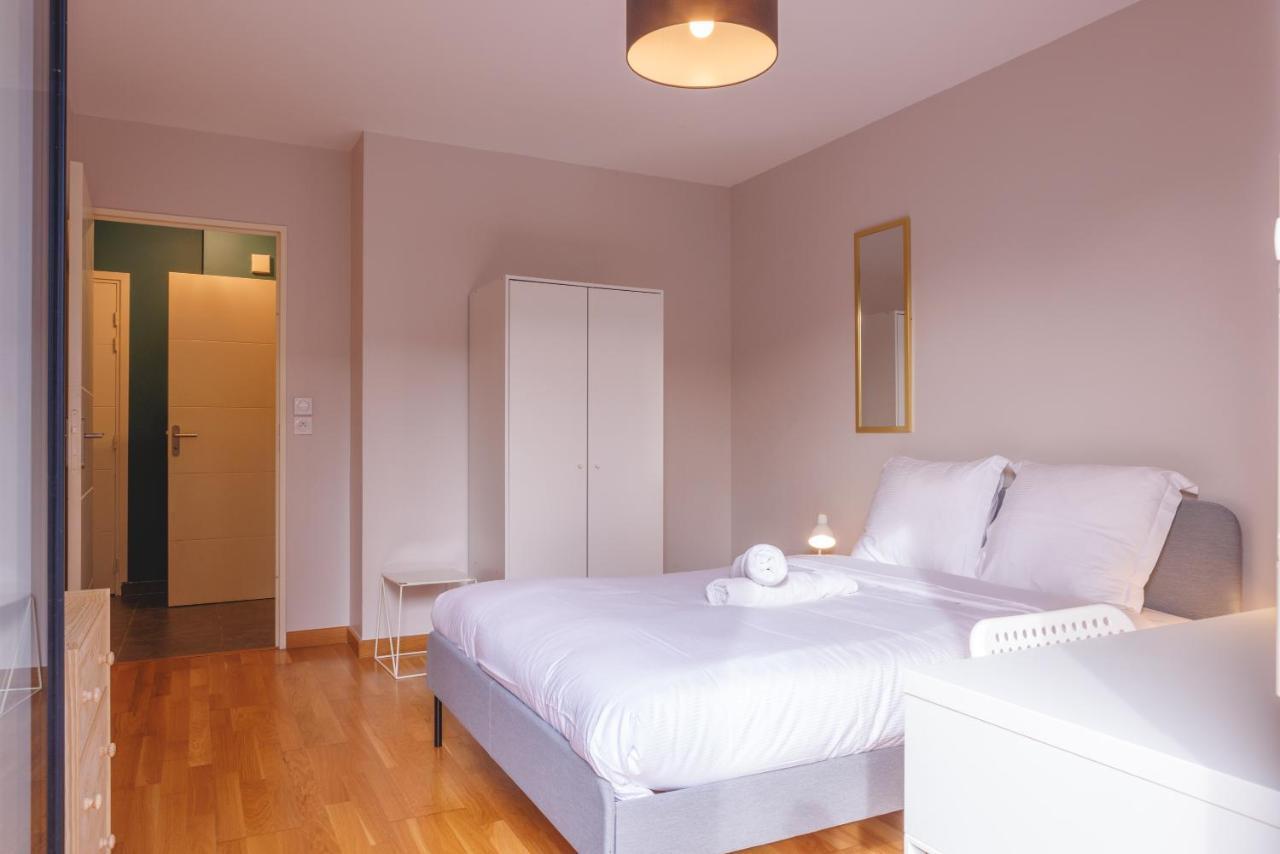 Superbe Appartement Terrasse Rdc - New Location ブール・ガン・ブレス エクステリア 写真
